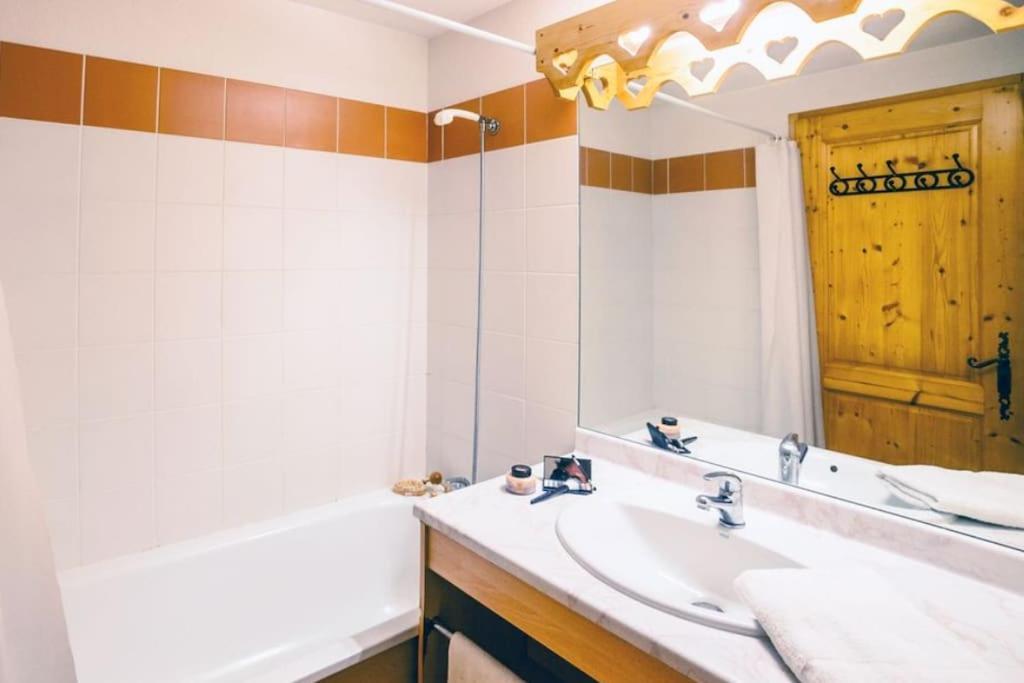 Appartement Rez-De-Chaussee, Cosy T3 4 A 6 Pers Avec Piscines Interieure & Exterieure A Samoens En Haute-Savoie Buitenkant foto